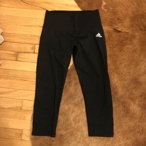 Adidas climalite black Capri leggings size small